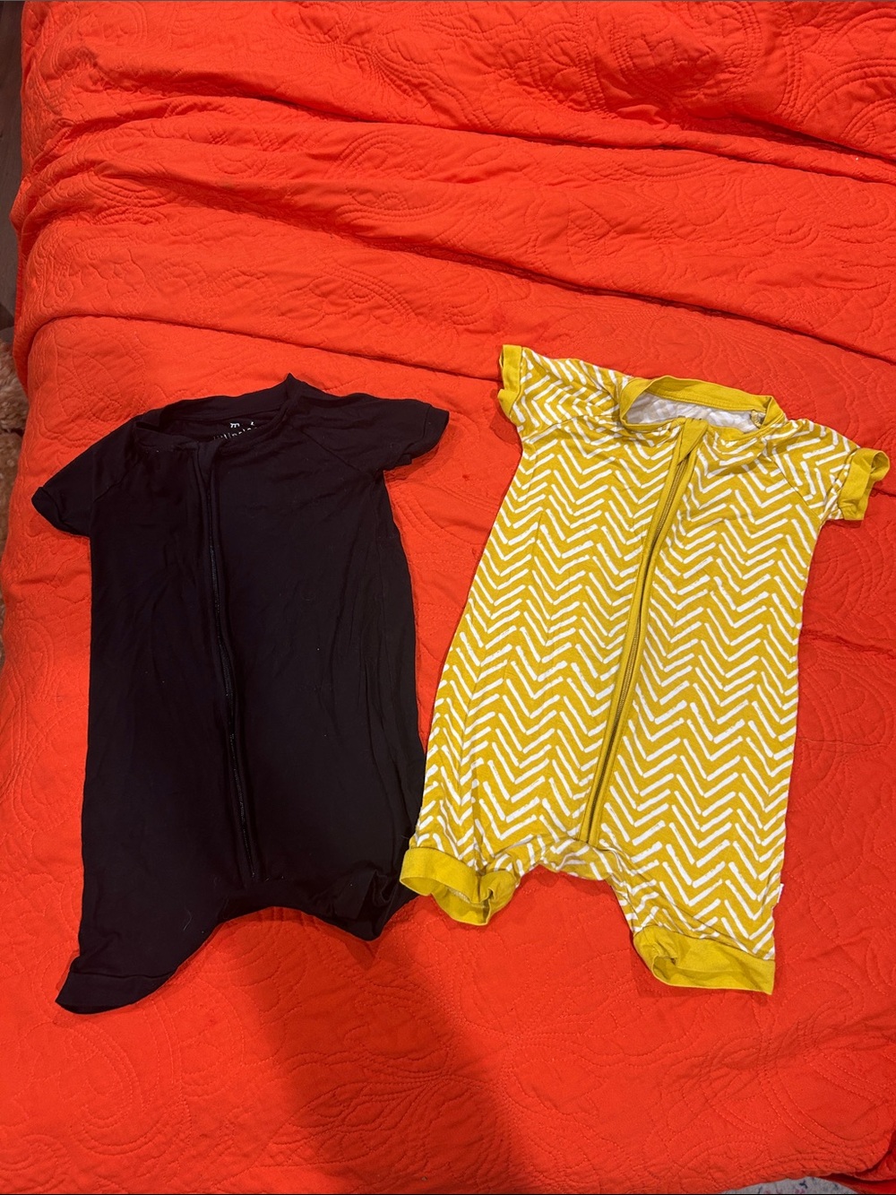Little Sleepies 12-18 months bamboo shorties bundle gold chevron and solid black